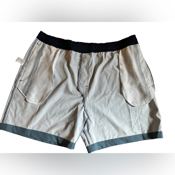 Land To Water Swim Trunks Shorts Swimwear Men’s Size XXL Blue With Pockets NEW - Picture 5 of 8